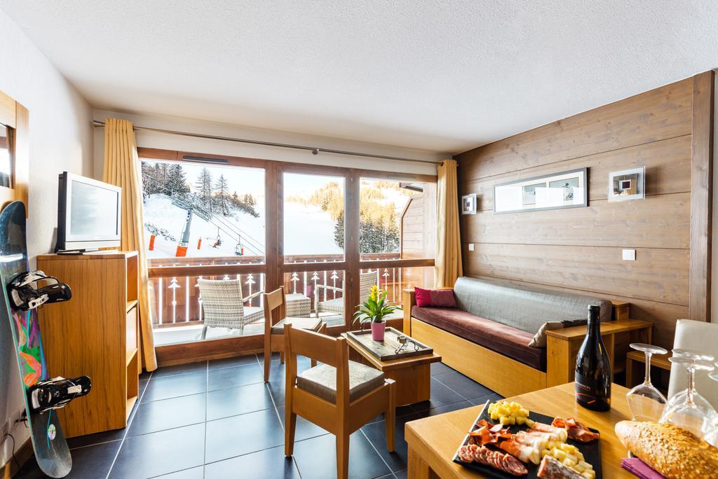 Skissim Premium - Résidence Les Chalets d'Edelweiss 4* by Travelski La Plagne Eksteriør billede